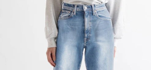 ワイドフレアカットジーンズに夏の新色登場！