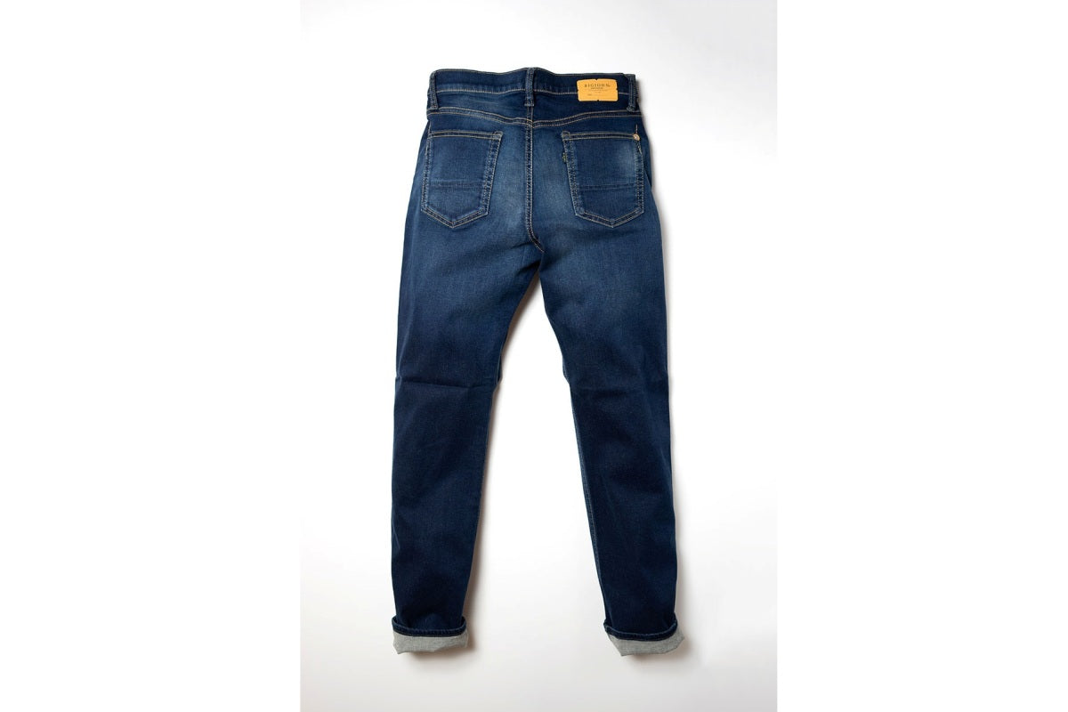 COMPLETE FREE SLIM TAPERED
