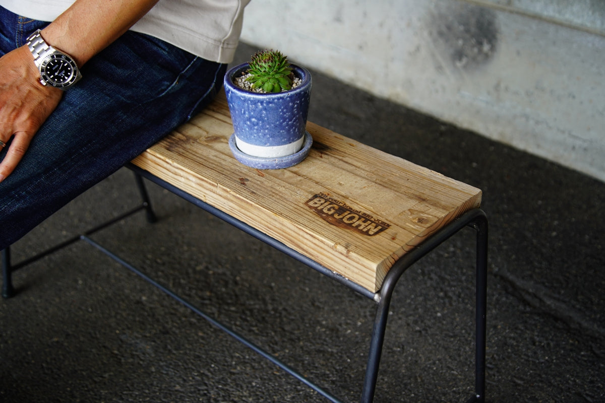 【Iron Flame Garden Bench】入荷しております