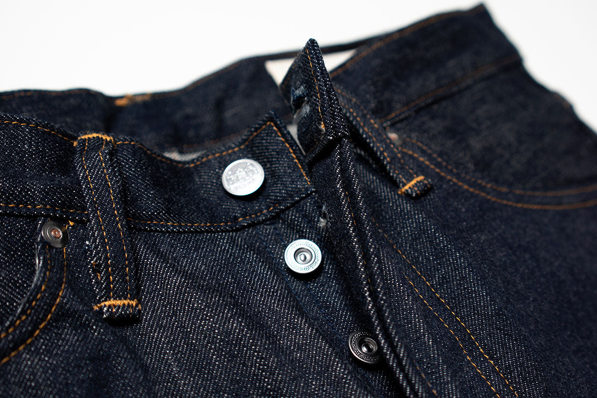 RAREはフロントボタン（タックボタン）にもこだわりが