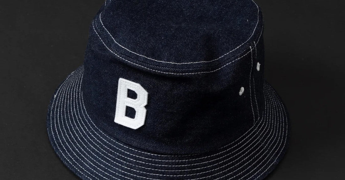 ライトインディゴが爽やかな風合いを放つ バケットハット