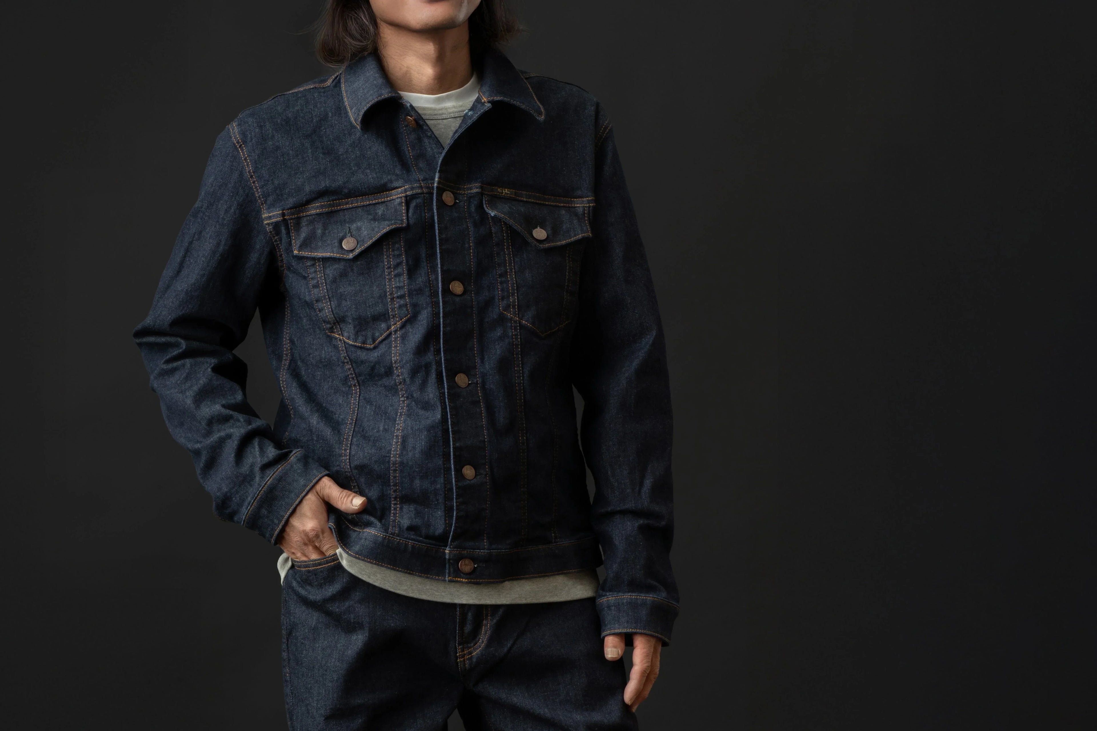 【NEW RELEASE】M3シリーズに待望のジャケットが登場。