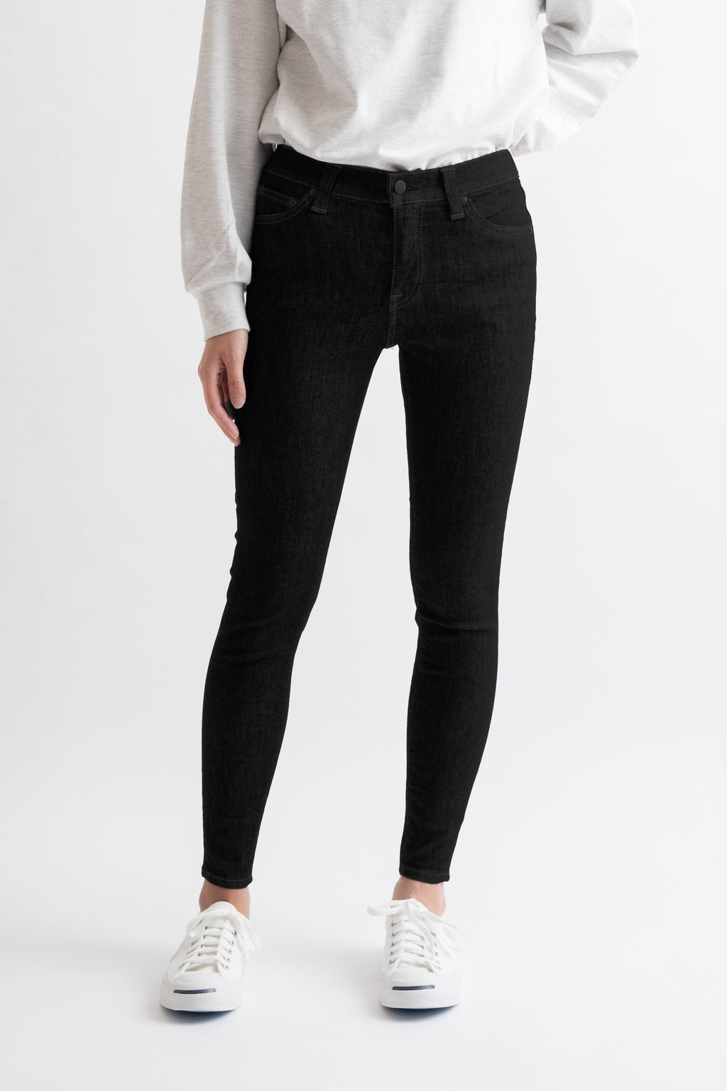 MML106K (B01) Nude leg