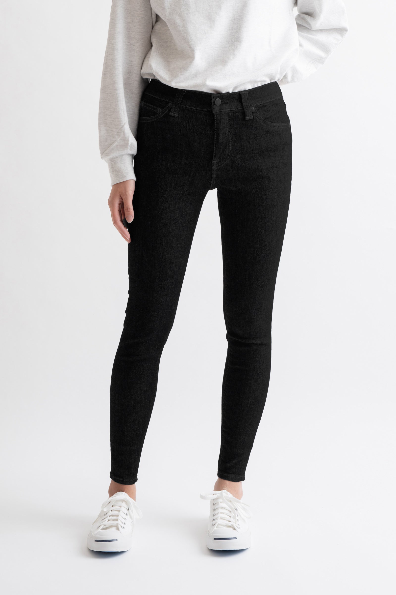 MML106K (B01) Nude leg