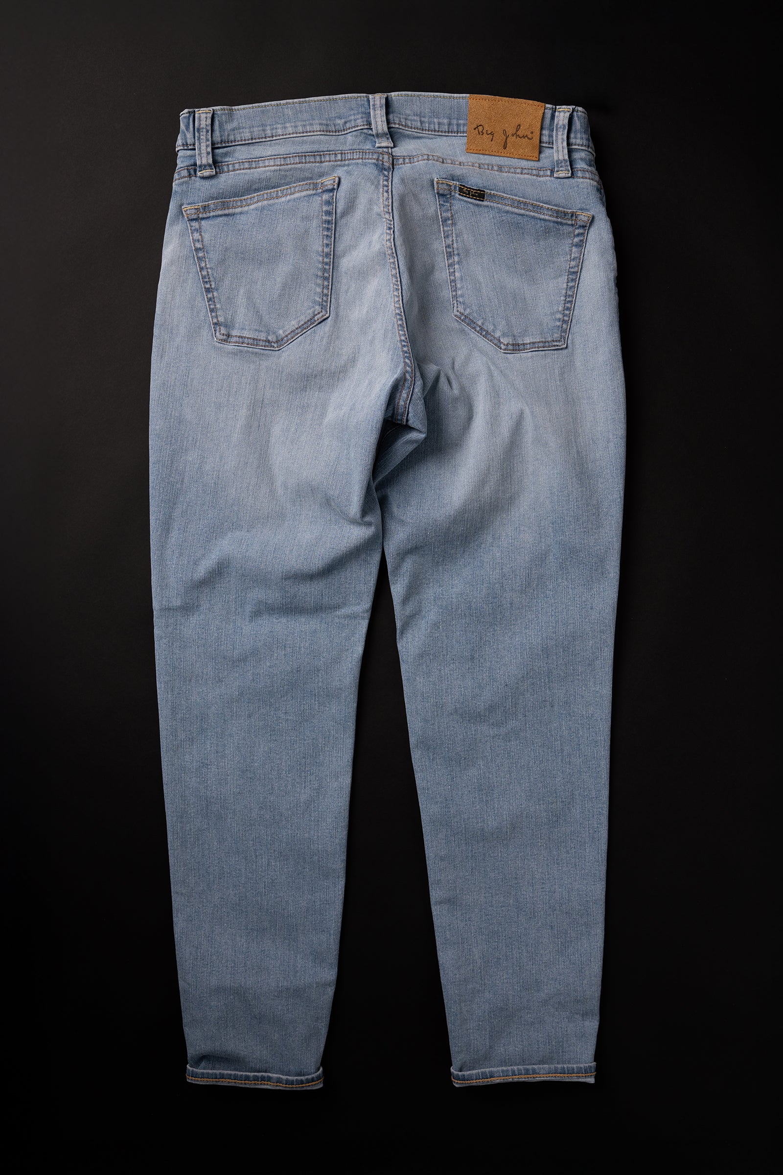 MMM134J (419) Carrot Leg