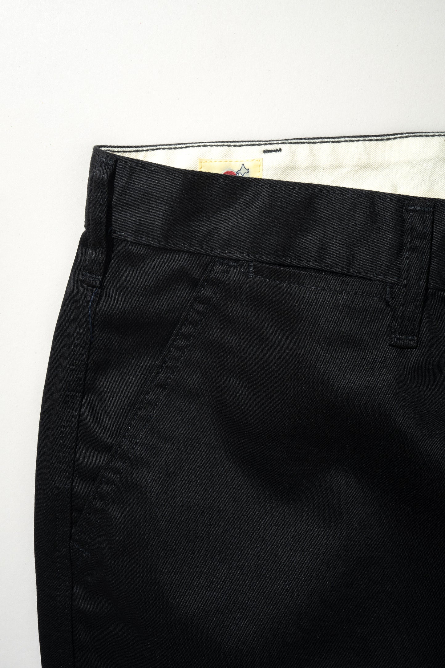 M803E(61) CLASSIC TROUSER CHINO