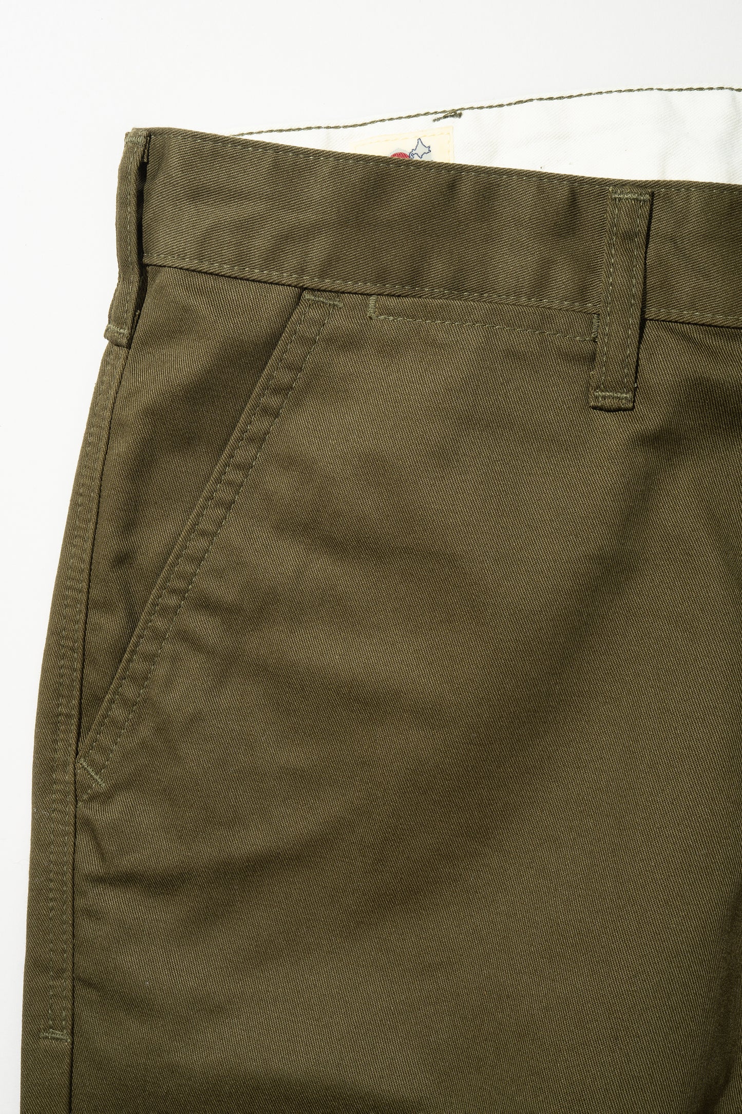 M803E(47) CLASSIC TROUSER CHINO