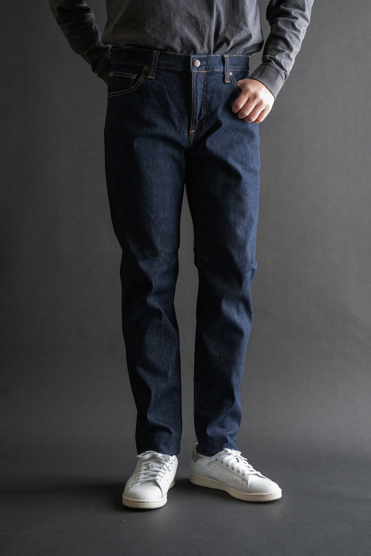 MMM134J (001) Carrot Leg