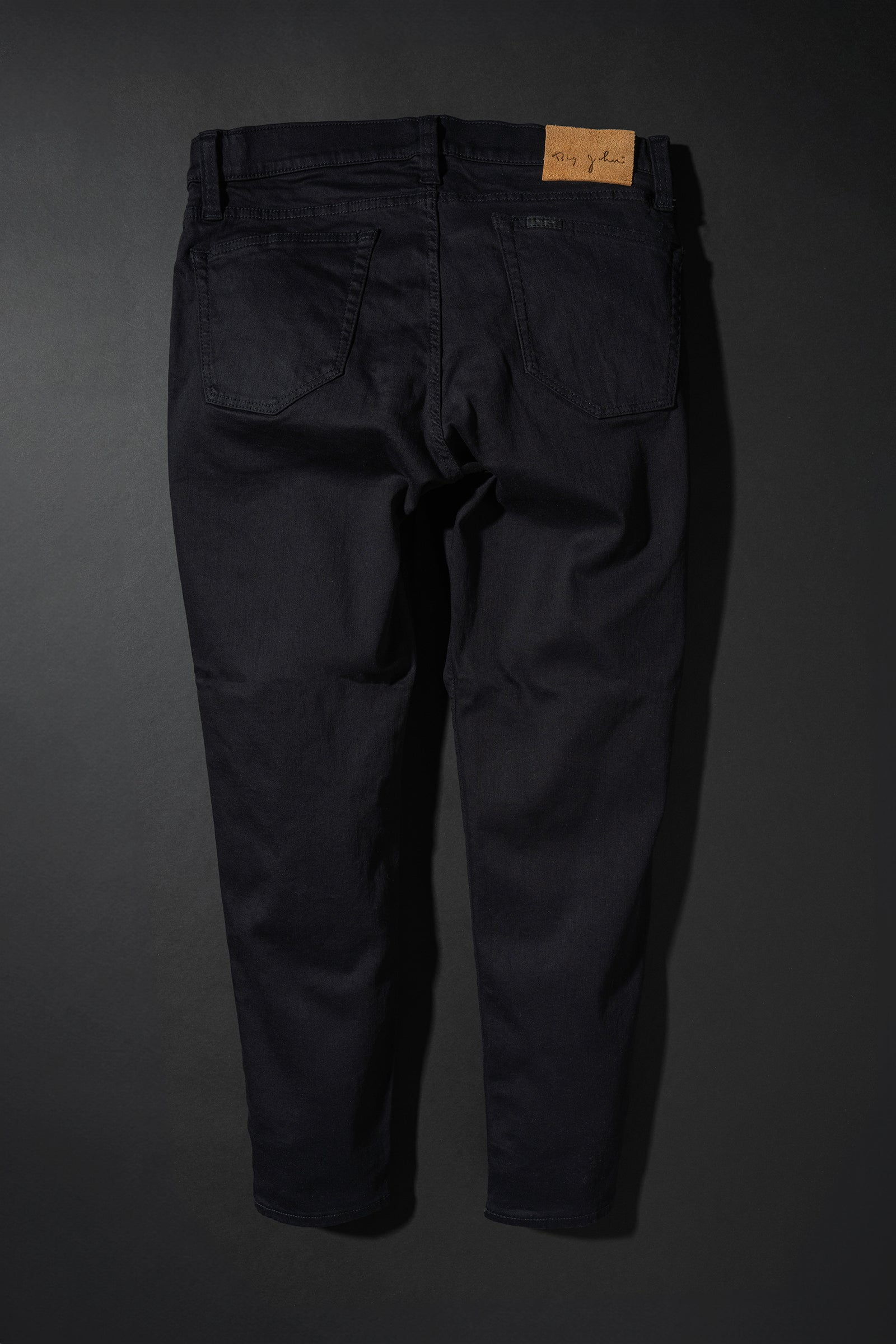 MMM134J (B01) Carrot Leg