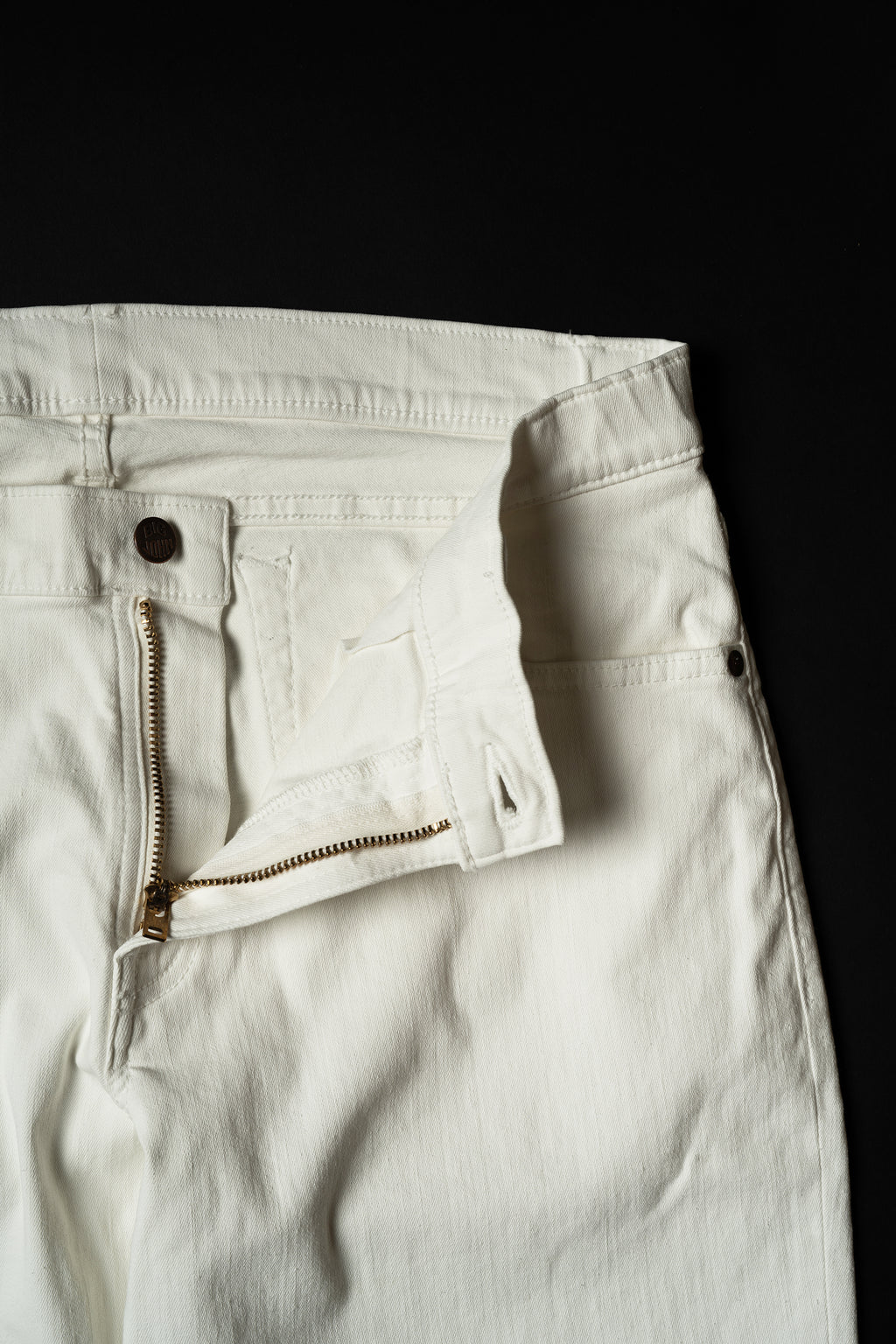 MMM134J (WH03) Carrot Leg