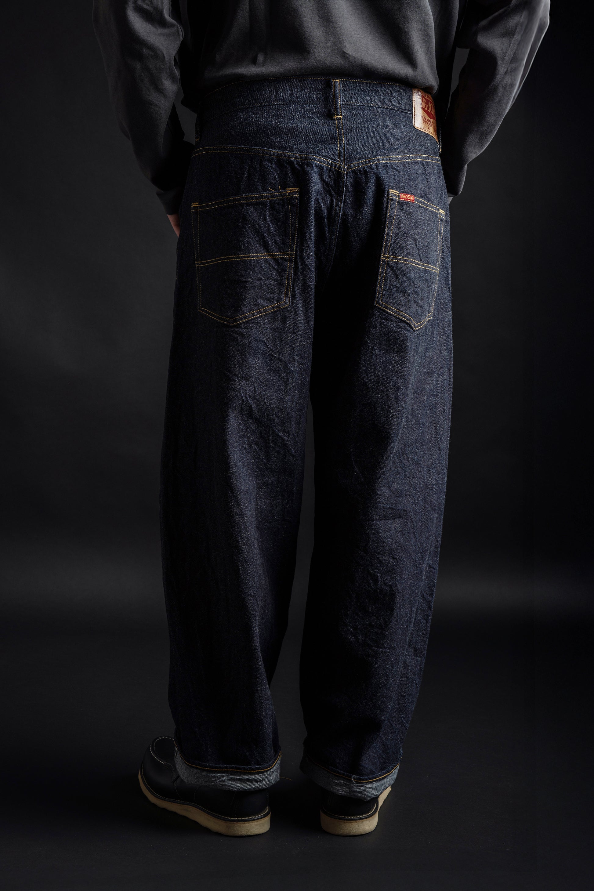 M101SLB (001) SL Vintage Loose Straight