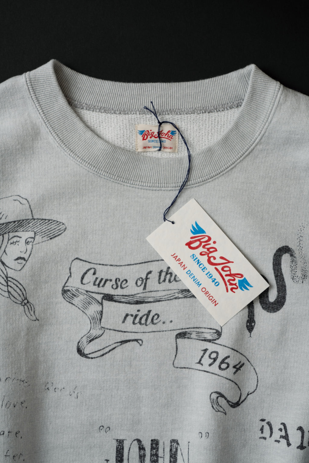 MTE013(64) [Hand-paint style] CREWNECK SWEATSHIRT GRAY