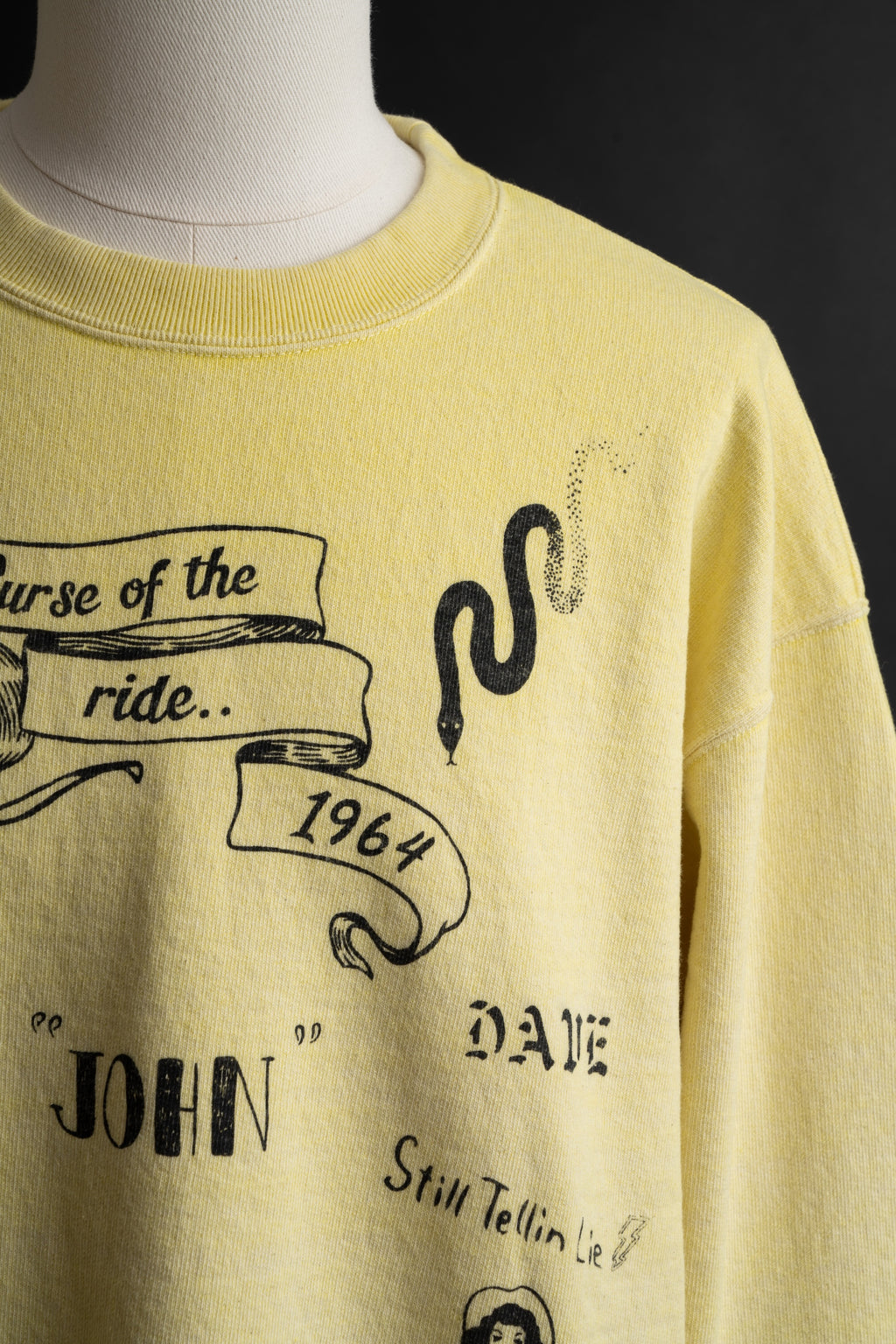 MTE013(43) [Hand-paint style] CREWNECK SWEATSHIRT LITE YELLOW