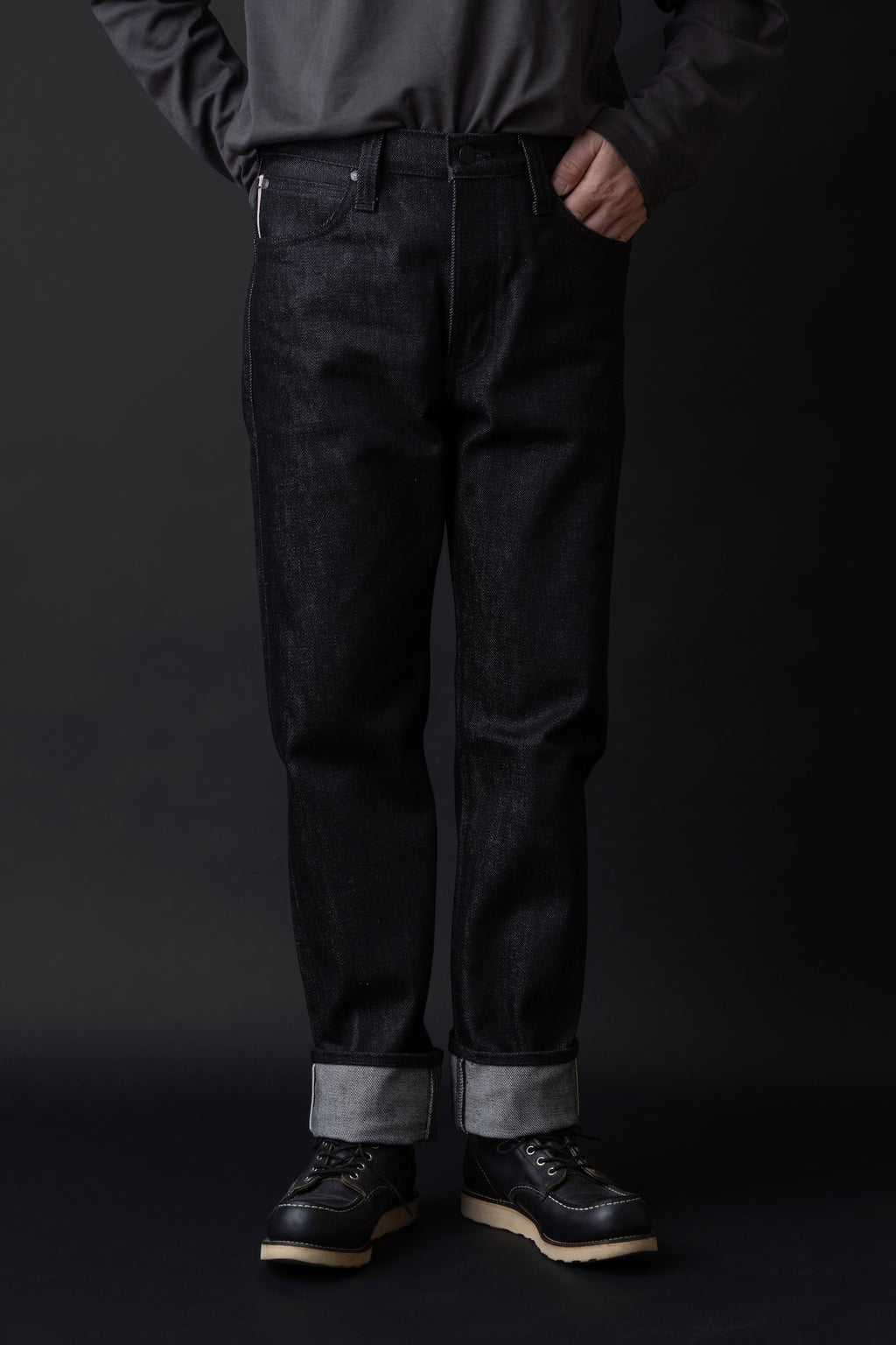M104G (00BK) 23oz Black selvedge denim / Straight