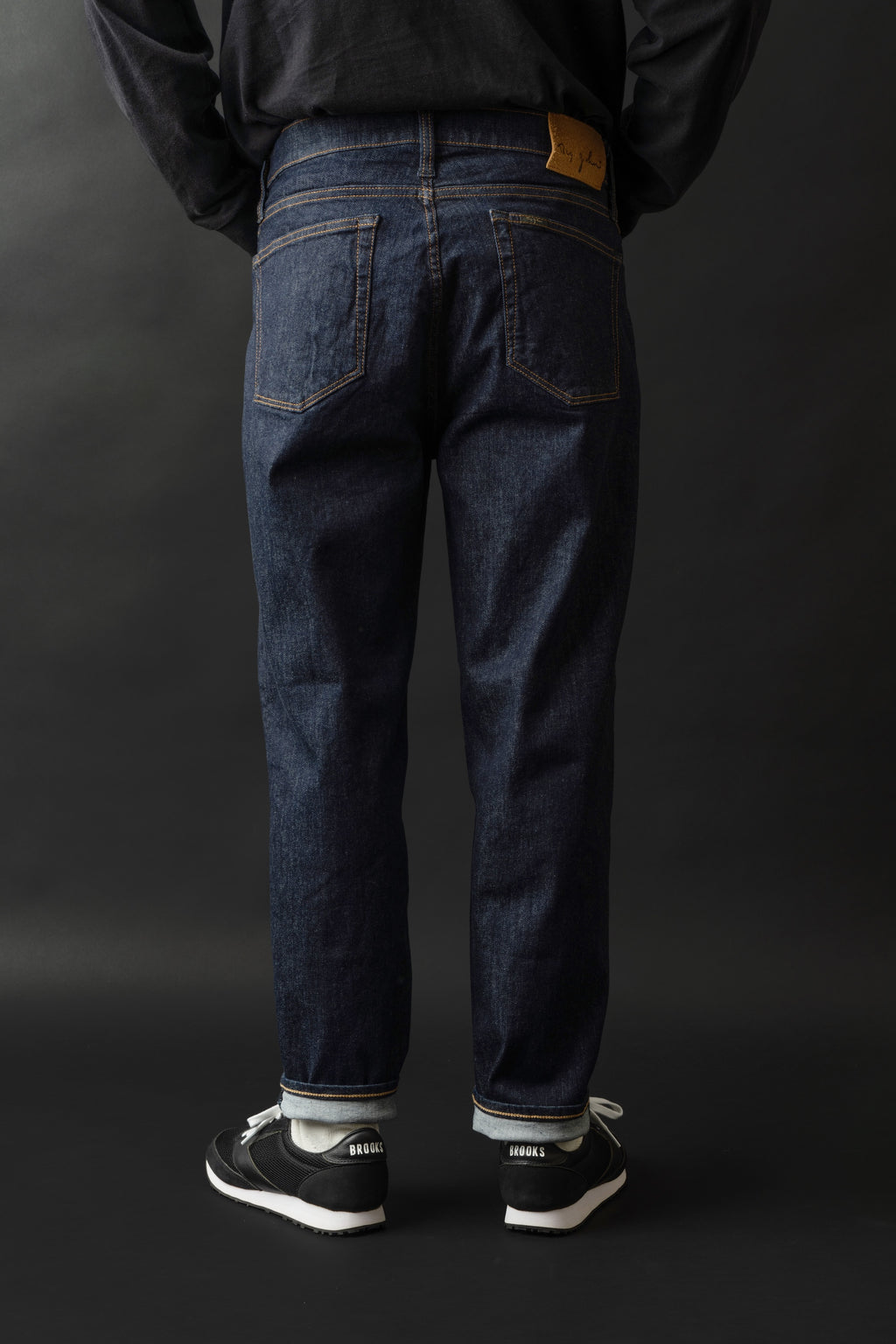 MMM133F (001) Slow Leg