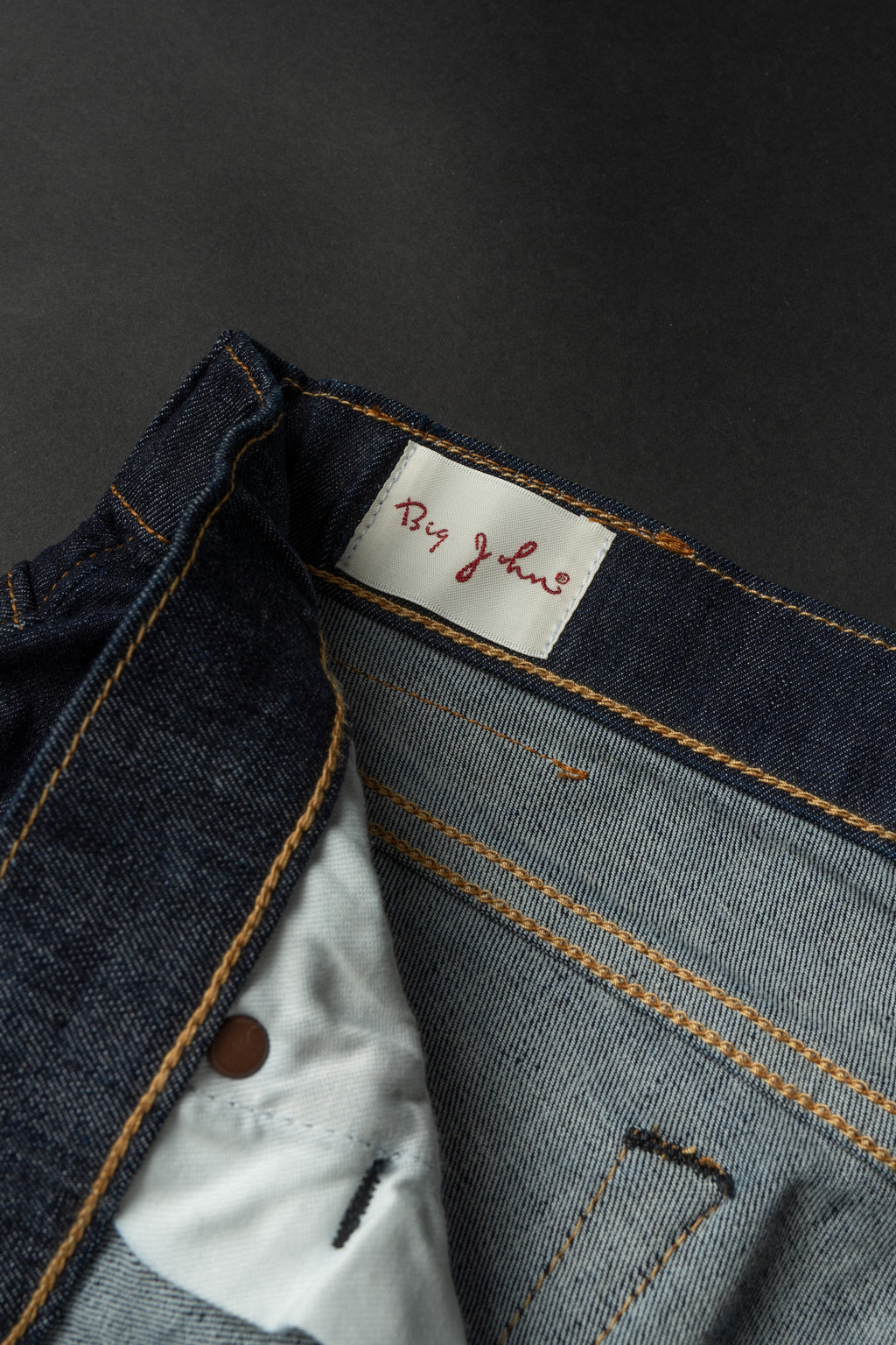 MMM133F (001) Slow Leg