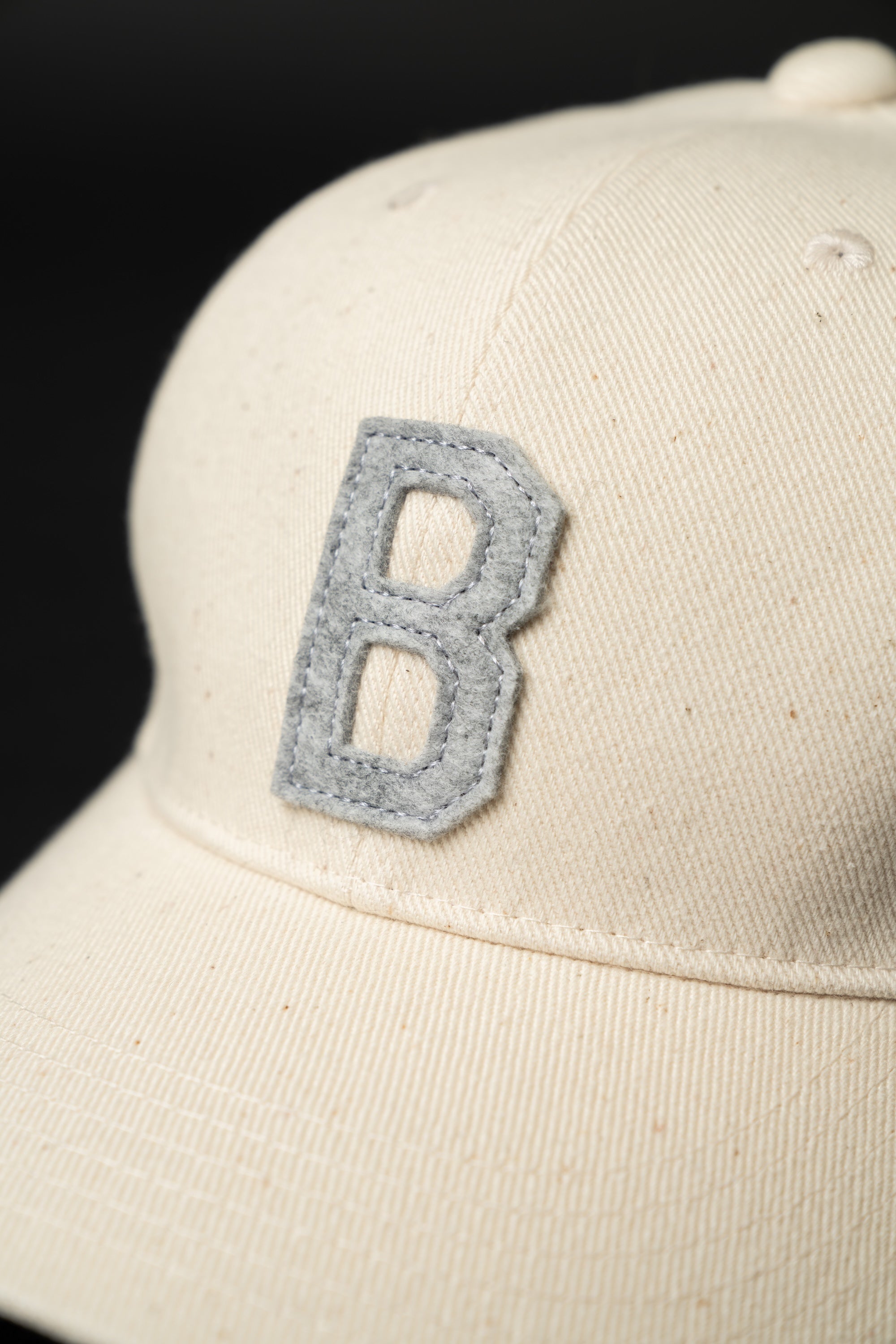 VBBJ049- (66 NATURAL) BJ BASEBALL B LOGO CAP