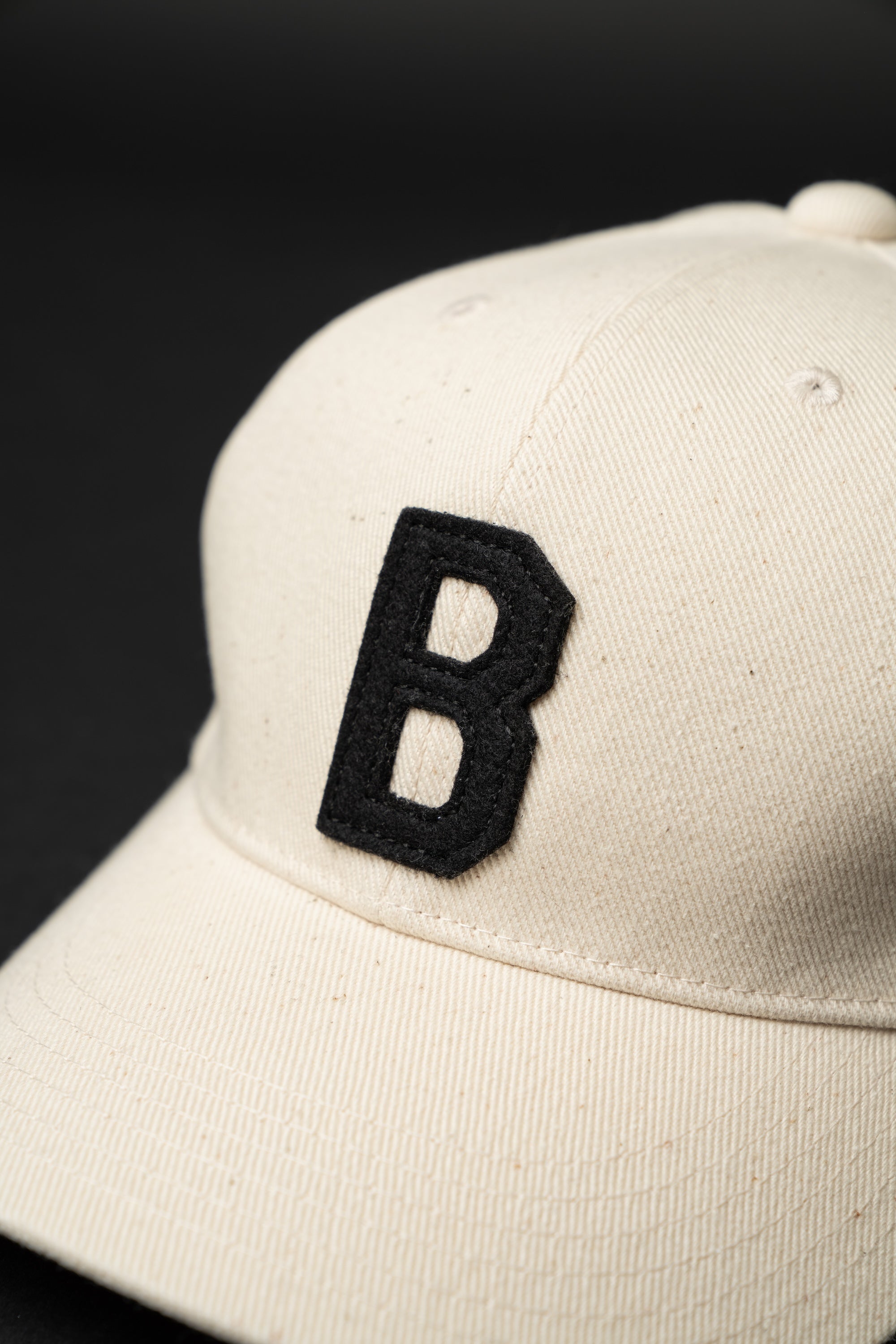 VBBJ049- (66 NATURAL) BJ BASEBALL B LOGO CAP – BIG JOHN【公式