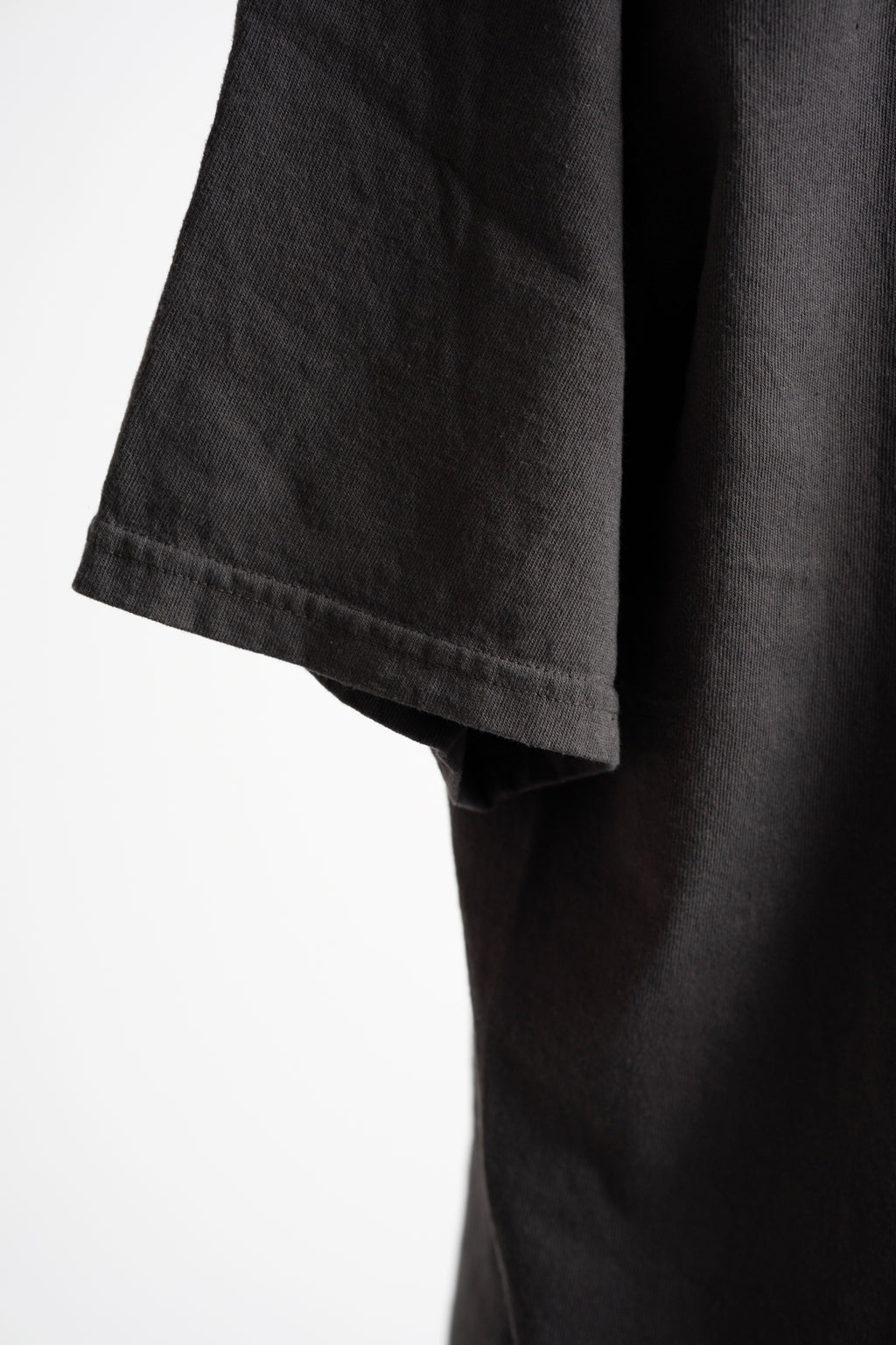 MTE001 (60) 丸胴 Tee BEAVER CHARCOAL