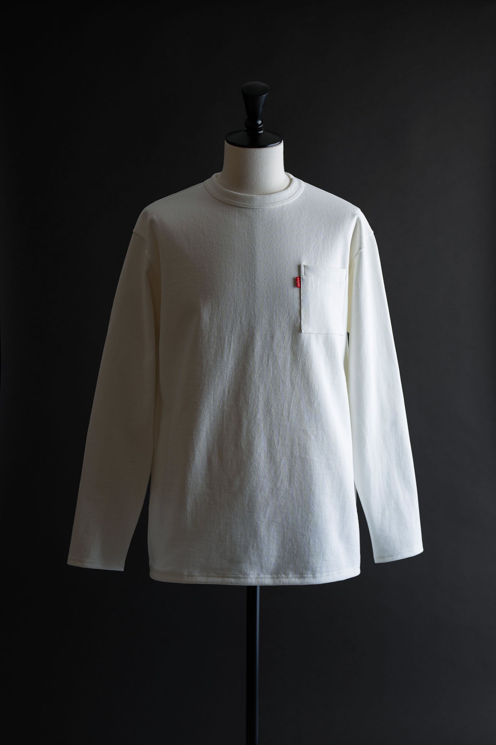 MHTS06M Magnum Weight LS Pocket Tee