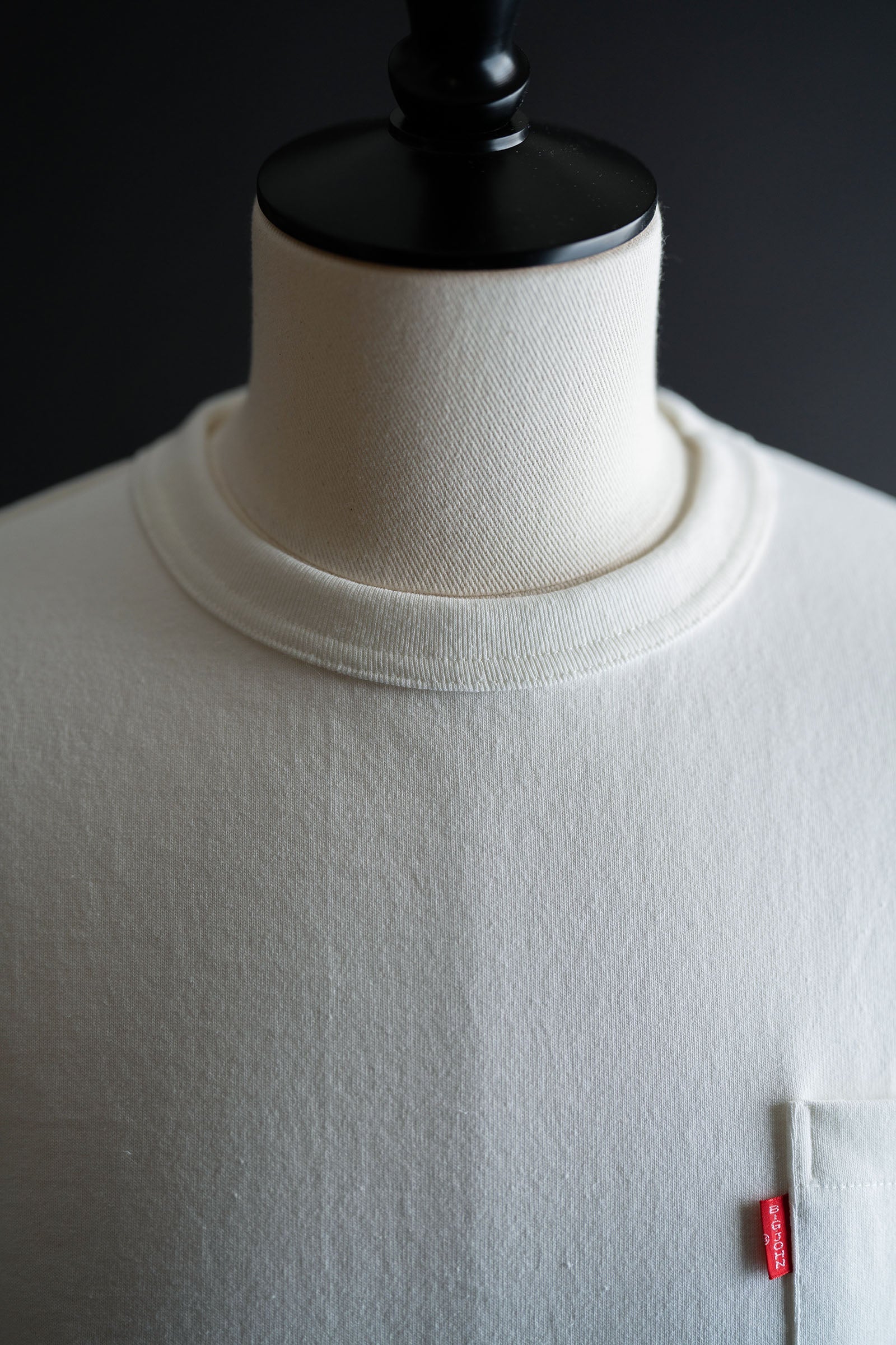 MHTS06M Magnum Weight LS Pocket Tee