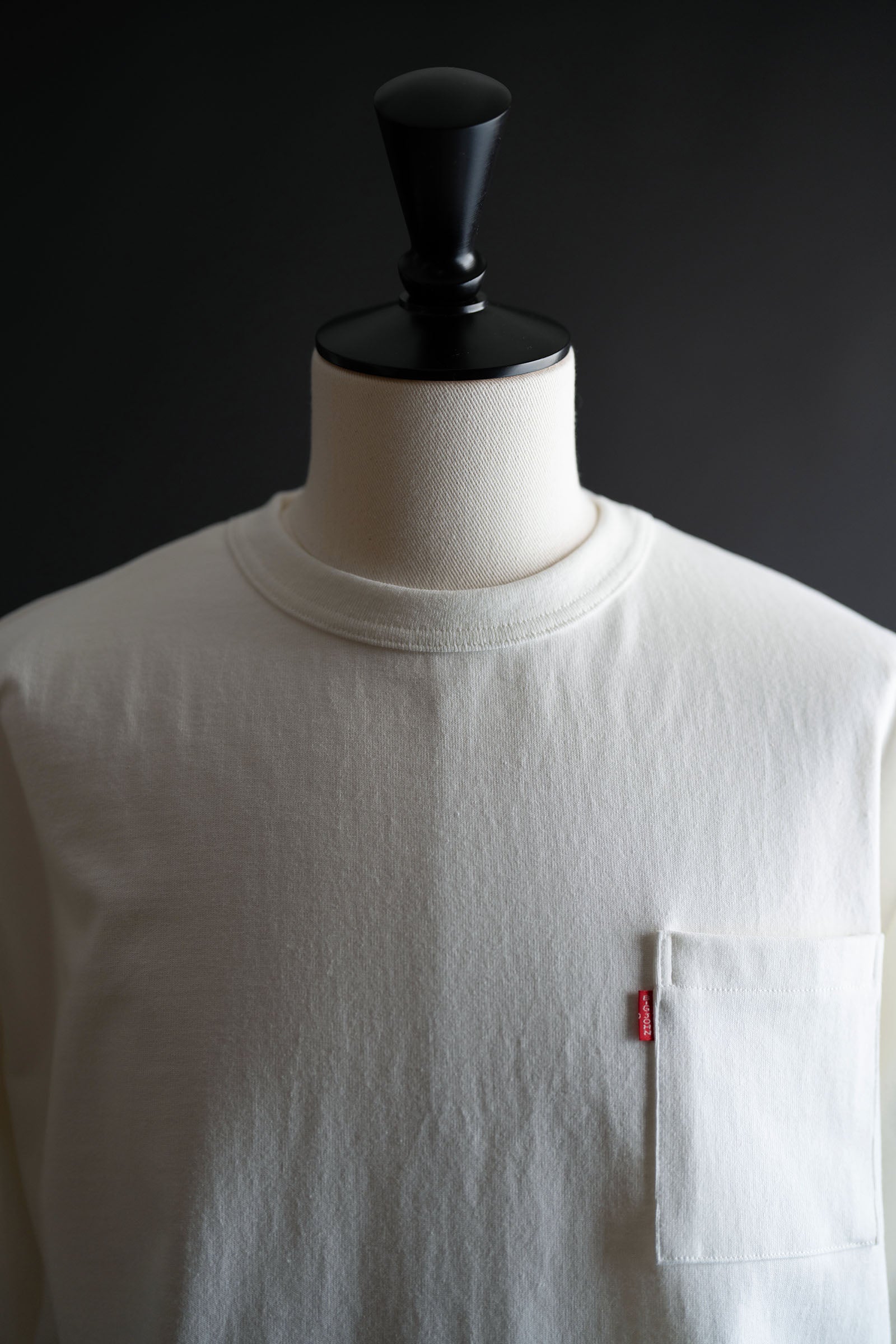MHTS04M Magnum Weight 3/4 Pocket Tee