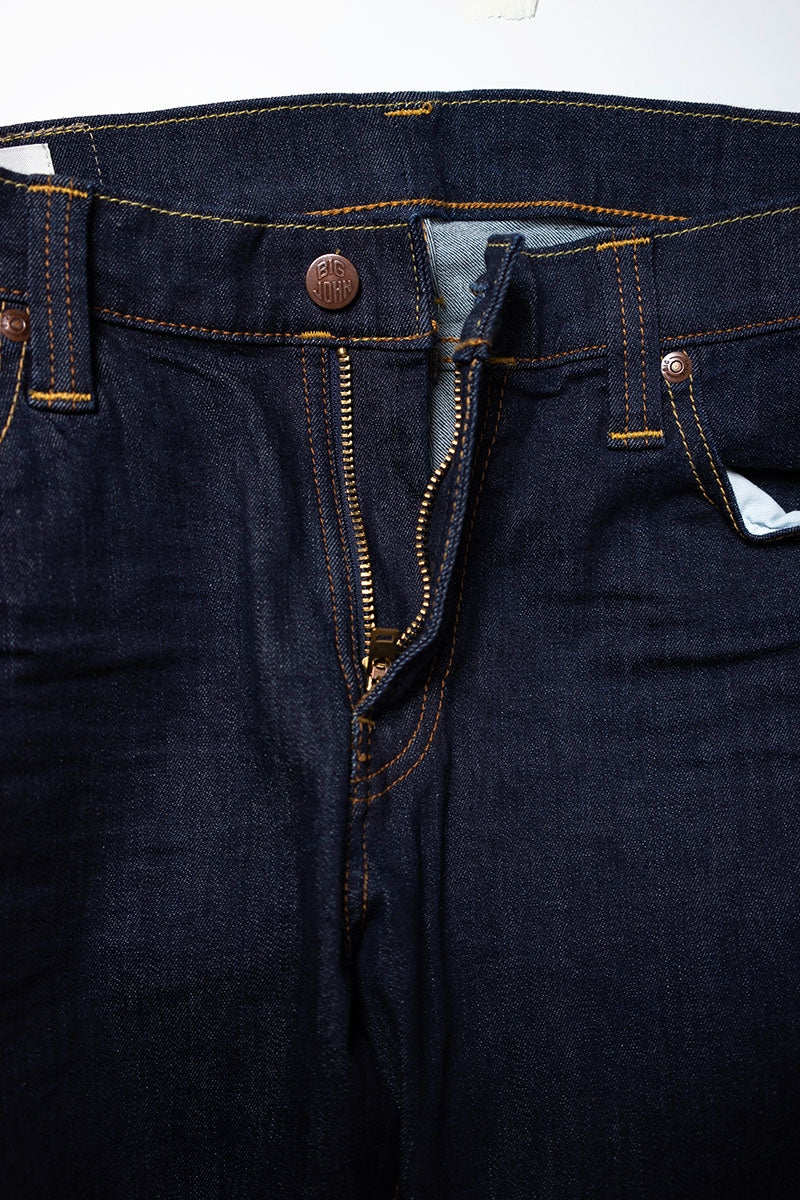 MMM134J (001) Carrot Leg